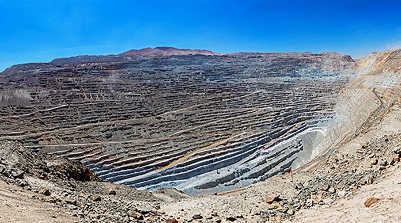 Image of a large, open excavation scene to support EV minerals article