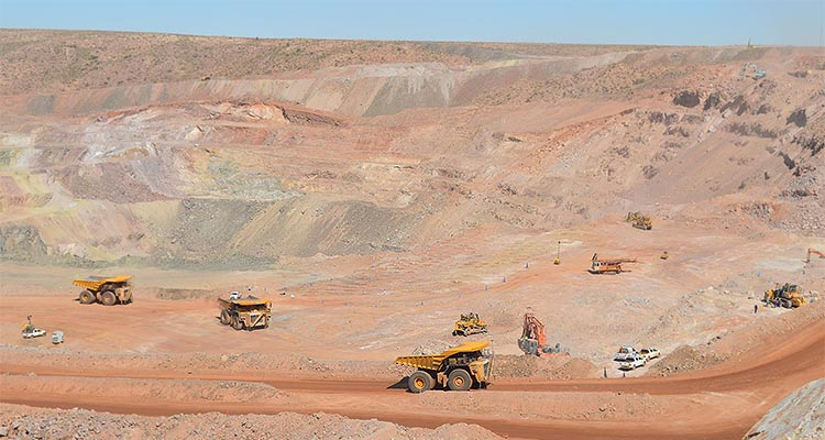 Discover how TAU Mining is promoting sustainable mining practices and empowering communities Open-Cast mining